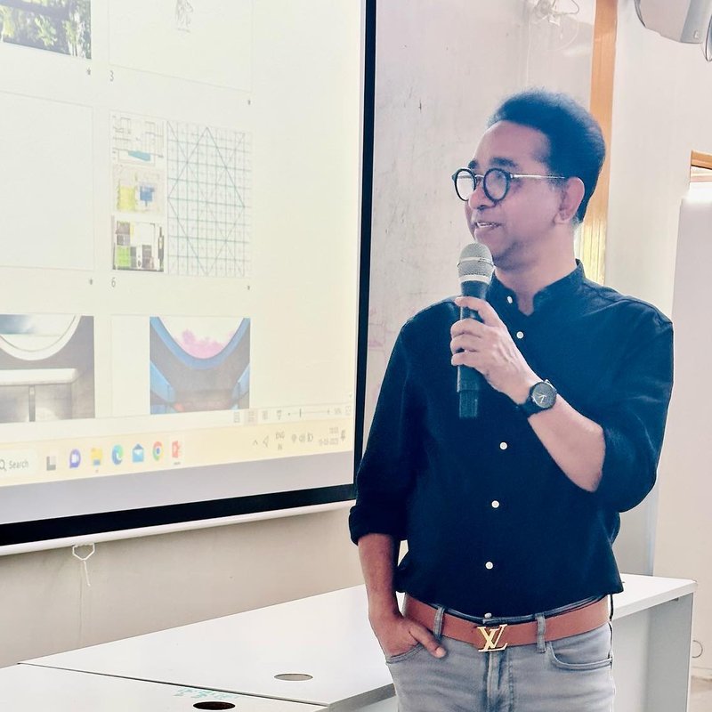 Prof. Rafiq Azam at the Jindal University of Art and Architecture.